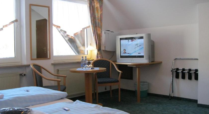 Tommes Gästehaus Zur Mühle Schmallenberg Habitación foto